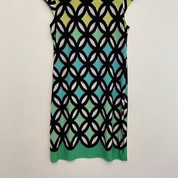 MADISON LEIGH Black White Green Geometric Print Short Cap Sleeve Sheath Dress 12 - Picture 9 of 14